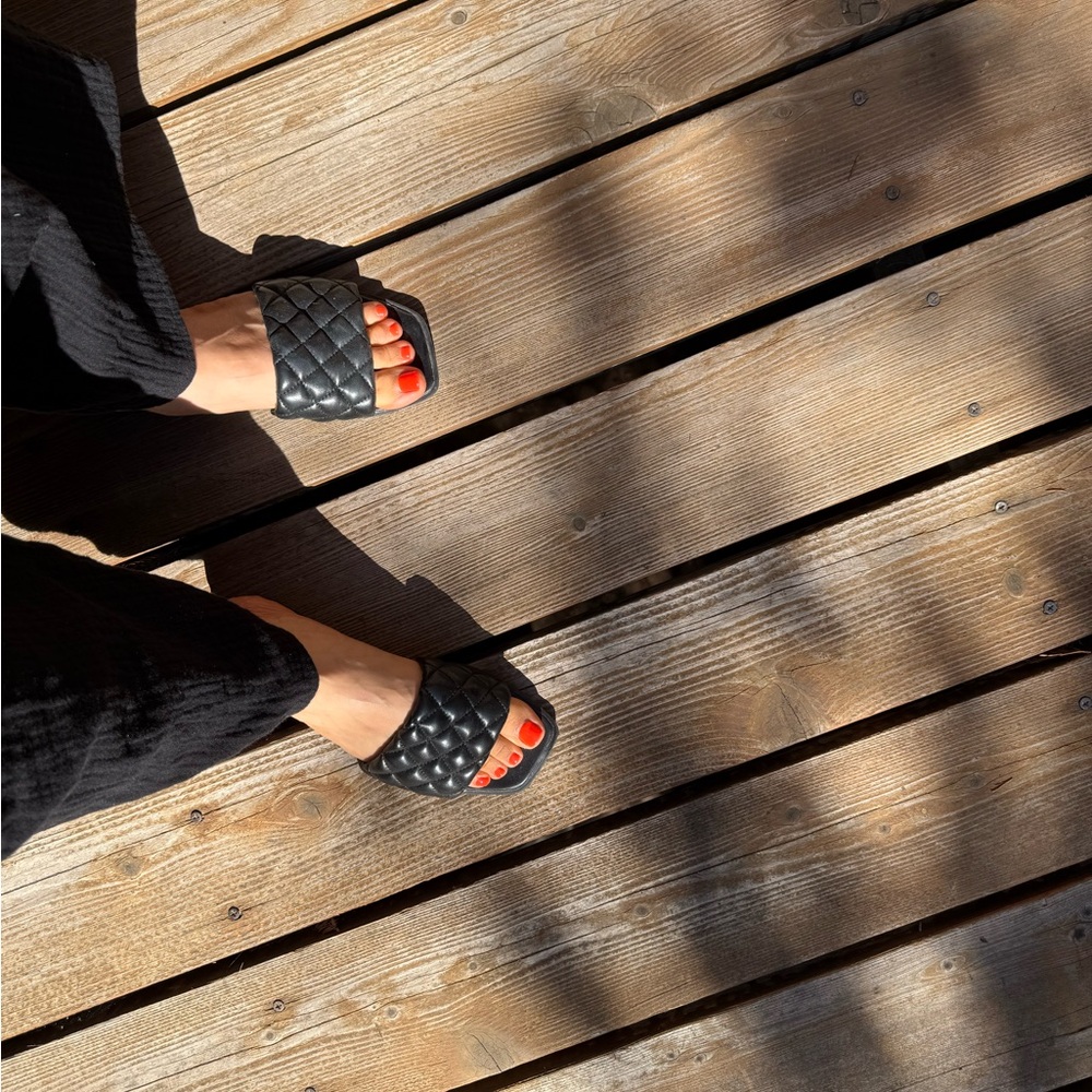 BCBGeneration Black Quilted Slide Sandals Size 7.5
